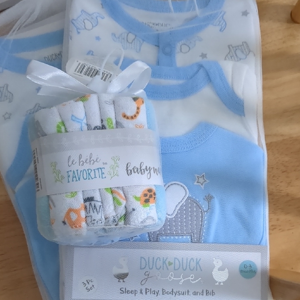 2- 3 Pc Set Duck/Duck Baby Sleep & Play Set W/20 Pk Baby Washcloth New